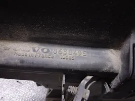 Volvo V70 Scatola del filtro dell’aria 8638495