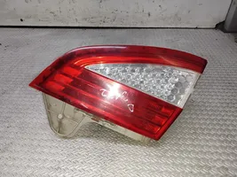 Ford Mondeo MK IV Luci posteriori del portellone del bagagliaio 7S7113A602A