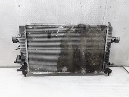 Opel Astra H Radiateur de refroidissement 13143570