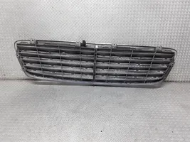 Mercedes-Benz C W203 Grille calandre supérieure de pare-chocs avant 