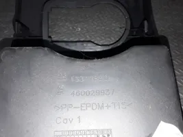 Opel Corsa D Verkleidung Armaturenbrett Cockpit unten 13311820