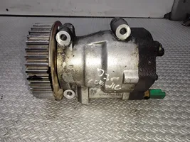 Renault Megane II Fuel injection high pressure pump 8200057346C