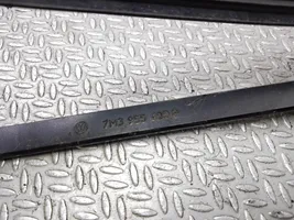 Volkswagen Sharan Windshield/front glass wiper blade 7M395549B