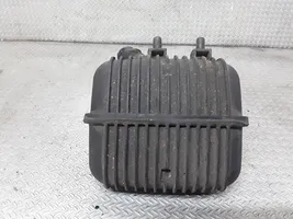 Audi A4 S4 B7 8E 8H Sfiato/tubo di sfiato/tubo flessibile 