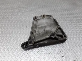 Opel Corsa D Uchwyt / Mocowanie sprężarki klimatyzacji 55567925