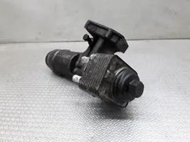 Audi A4 S4 B7 8E 8H Supporto di montaggio del filtro dell’olio 038115389C