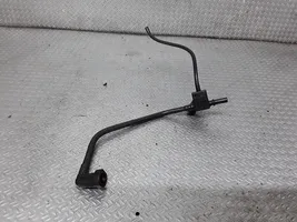 Opel Vivaro Fuel line/pipe/hose 