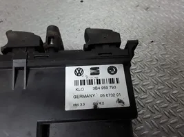 Volkswagen PASSAT B5 Electric window control switch 3B4959793