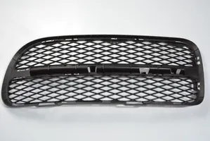 Volkswagen Touareg I Grille de calandre avant 7L6853665A