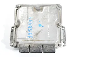 Renault Master I Блок управления двигателем ECU 0281010784