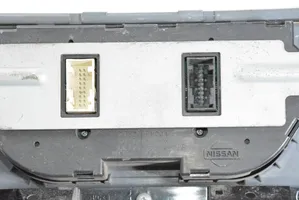 Nissan Tiida C11 Panel klimatyzacji 503722-4993