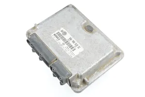 Volkswagen Bora Unité de commande, module ECU de moteur 0261206180