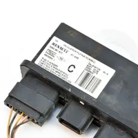 Renault Clio III Module d'éclairage LCM 8200261817