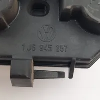 Volkswagen Golf IV Fog light bulb 1J6945257