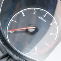 Opel Corsa E Compteur de vitesse tableau de bord 39056365
