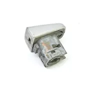 Opel Tigra B Front door lock 15905