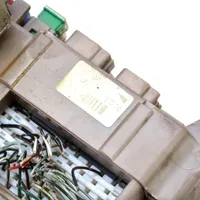 Toyota Corolla E120 E130 Juego de cerradura y set ECU del motor 89661-02A60