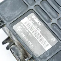 Volkswagen Vento Блок управления двигателем ECU 030906026J