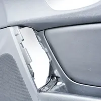 Mazda RX8 Rivestimento della portiera anteriore (modanatura) F151428SA