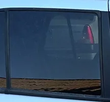 Mercedes-Benz ML W163 Liukuoven ikkuna/lasi A1637350410