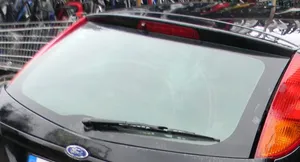 Ford Focus Rear windscreen/windshield window 98ABA42004BA