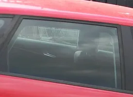 Audi A3 S3 8P Sliding door window/glass 8P4845206