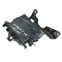 Opel Corsa C Module de fusibles 13142780