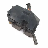 Hyundai Elantra Module de fusibles 912102D010