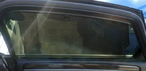 Audi A8 S8 D3 4E Sliding door window/glass 4E0845026E