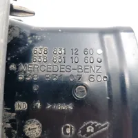 Mercedes-Benz Vito Viano W638 Kojelaudan sivutuuletussuuttimen kehys 6388311260