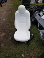 Tesla Model 3 Fahrersitz 1456942-C2-D