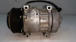 Land Rover Defender Air conditioning (A/C) compressor (pump) G852K