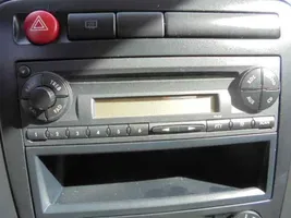 Seat Ibiza III (6L) Panel / Radioodtwarzacz CD/DVD/GPS 6L0035186C