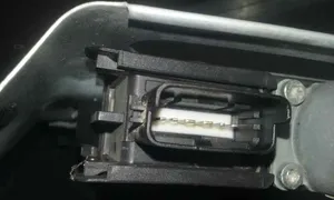 KIA Magentis Mécanisme de lève-vitre avec moteur 824502G010