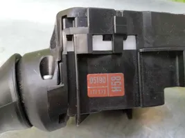 Toyota Avensis T270 Light switch 05190