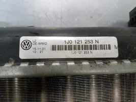 Volkswagen Bora Radiateur de refroidissement 1J0121253N