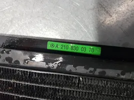 Mercedes-Benz E W212 Radiatore di raffreddamento A/C (condensatore) A2108300370