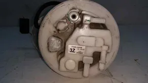 Toyota Auris 150 Kraftstoffpumpe im Tank 7J5B143