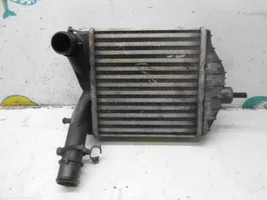 Fiat Punto (188) Chłodnica powietrza doładowującego / Intercooler 