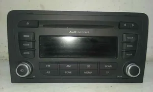 Audi A3 S3 8L Unité principale radio / CD / DVD / GPS 