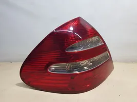 Mercedes-Benz E W211 Luci posteriori A2118200364