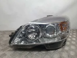 Mercedes-Benz C W204 Lampa przednia A2049065103