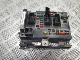 Peugeot 206 Module de fusibles 9650664180