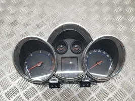 Chevrolet Cruze Spidometrs (instrumentu panelī) 688014257
