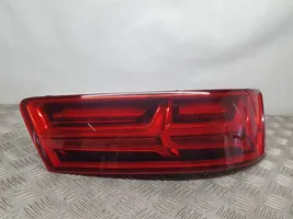 Audi Q7 4M Rear/tail lights 4M0945094E