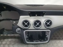 Mercedes-Benz GLA W156 Tableau de bord 