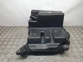 Audi A6 S6 C4 4A Altra parte del motore 4K0131878J