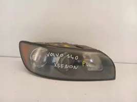 Volvo S40 Lampa przednia 31335246