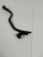 Toyota RAV 4 (XA50) Tuyau d'alimentation conduite de carburant 