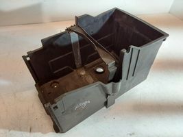 Ford Kuga I Vassoio scatola della batteria 4M5110723